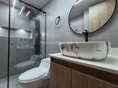 Apartamento de 3 alcobas en arriendo en Patio Bonito, Medellín, 107 m² · foto 7 de 20