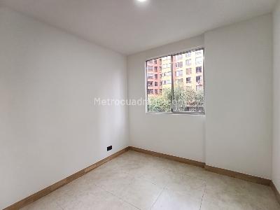 Apartamento de 3 alcobas en arriendo en Patio Bonito, Medellín, 107 m² · foto 13 de 20