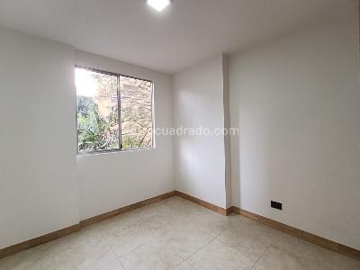 Apartamento de 3 alcobas en arriendo en Patio Bonito, Medellín, 107 m² · foto 16 de 20