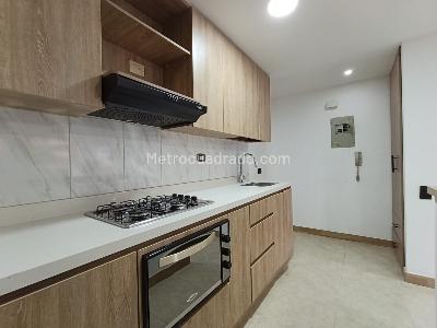 Apartamento de 3 alcobas en arriendo en Patio Bonito, Medellín, 107 m² · foto 18 de 20