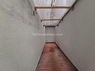 Apartamento de 3 alcobas en arriendo en Patio Bonito, Medellín, 107 m² · foto 20 de 20