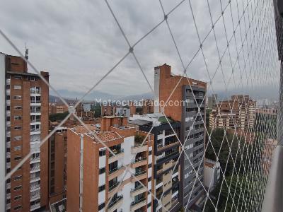 Apartamento de 3 alcobas en arriendo en Conquistadores, Medellín, 121 m² · foto 3 de 20