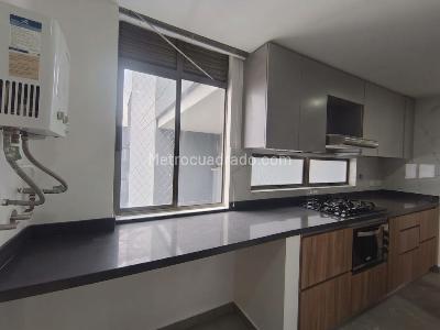 Apartamento de 3 alcobas en arriendo en Conquistadores, Medellín, 121 m² · foto 7 de 20