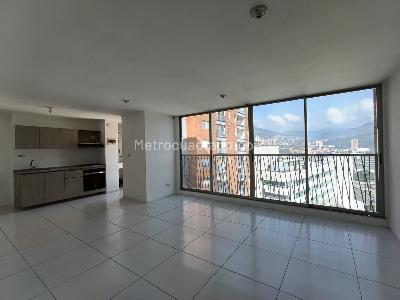 Apartamento de 3 alcobas en arriendo en Manuel Restrepo, Sabaneta, 79 m² · foto 2 de 20