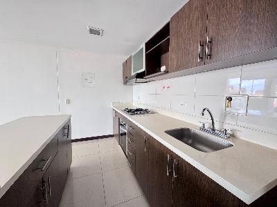 Apartamento de 3 alcobas en arriendo en Loma San Jose Sabaneta, Sabaneta, 110 m² · foto 2 de 19