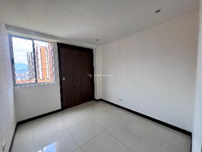Apartamento de 3 alcobas en arriendo en Loma San Jose Sabaneta, Sabaneta, 110 m² · foto 10 de 19
