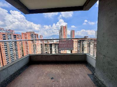 Apartamento de 3 alcobas en arriendo en Loma San Jose Sabaneta, Sabaneta, 110 m² · foto 17 de 19