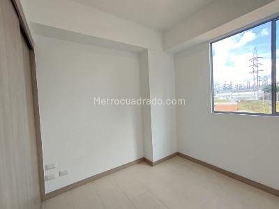 Apartamento de 3 alcobas en arriendo en El Porvenir Rio Negro, Rionegro, 78 m² · foto 6 de 12