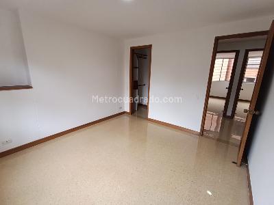 Apartamento de 3 alcobas en arriendo en Laureles Medellin, Medellín, 110 m² · foto 16 de 20