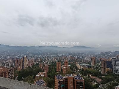 Apartamento de 4 alcobas en arriendo en La Visitacion Los Gonzalez, Medellín, 160 m² · foto 4 de 19