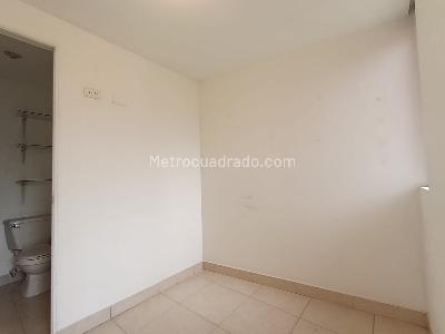 Apartamento de 4 alcobas en arriendo en La Visitacion Los Gonzalez, Medellín, 160 m² · foto 7 de 19