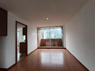 Apartamento de 4 alcobas en arriendo en La Visitacion Los Gonzalez, Medellín, 160 m² · foto 8 de 19