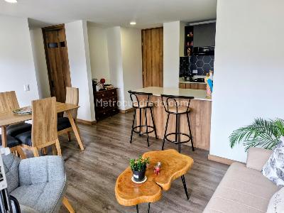 Apartamento de 3 alcobas en arriendo en Las Casitas Envigado, Envigado, 86 m² · foto 6 de 15