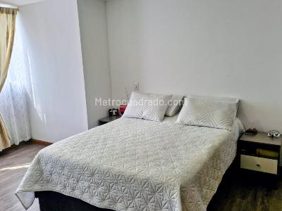 Apartamento de 3 alcobas en arriendo en Las Casitas Envigado, Envigado, 86 m² · foto 9 de 15