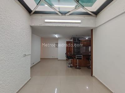 Apartamento de 3 alcobas en arriendo en Conquistadores, Medellín, 80 m² · foto 5 de 17