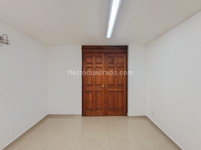 Apartamento de 3 alcobas en arriendo en Conquistadores, Medellín, 80 m² · foto 14 de 17