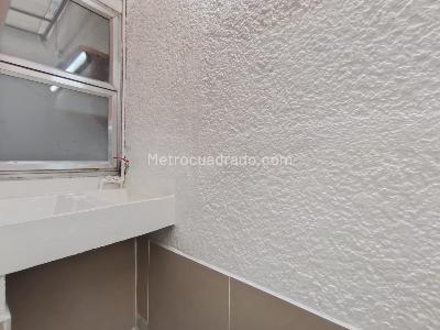 Apartamento de 3 alcobas en arriendo en Conquistadores, Medellín, 80 m² · foto 16 de 17