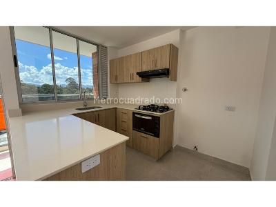 Apartamento de 2 alcobas en venta en Ojo De Agua, Rionegro, 90 m² · foto 3 de 15