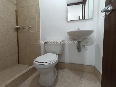 Apartamento de 3 alcobas en arriendo en Los Balsos, Medellín, 114 m² · foto 7 de 13