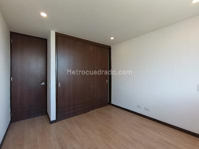 Apartamento de 3 alcobas en arriendo en Los Balsos, Medellín, 114 m² · foto 8 de 13