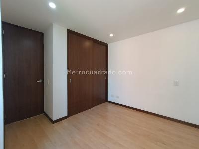 Apartamento de 3 alcobas en arriendo en Los Balsos, Medellín, 114 m² · foto 10 de 13