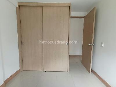 Apartamento de 3 alcobas en arriendo en San Remo, Sabaneta, 75 m² · foto 7 de 20