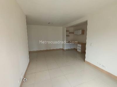 Apartamento de 3 alcobas en arriendo en San Remo, Sabaneta, 75 m² · foto 10 de 20