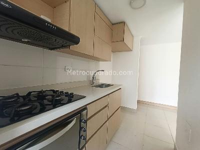 Apartamento de 3 alcobas en arriendo en San Remo, Sabaneta, 75 m² · foto 16 de 20