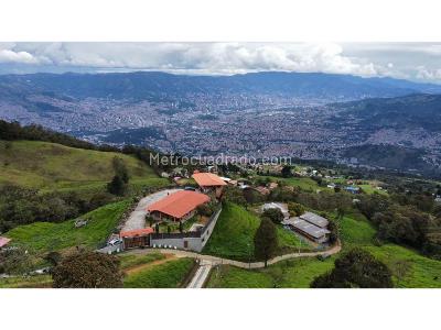 Casa de 4 alcobas en venta en San Cristobal, Medellín, 200 m² · foto 13 de 16
