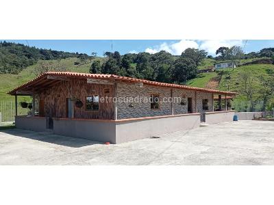 Casa de 4 alcobas en venta en San Cristobal, Medellín, 200 m² · foto 16 de 16