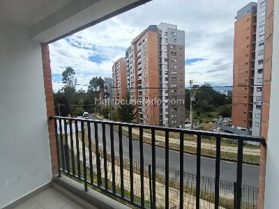 Apartamento de 2 alcobas en arriendo en Los Colegios, Rionegro, 66 m² · foto 2 de 12