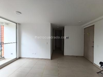 Apartamento de 2 alcobas en arriendo en Los Colegios, Rionegro, 66 m² · foto 6 de 12