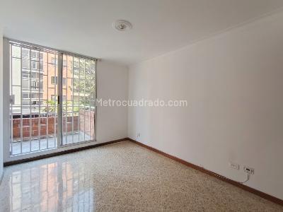 Apartamento de 2 alcobas en arriendo en Conquistadores, Medellín, 82 m² · foto 6 de 18