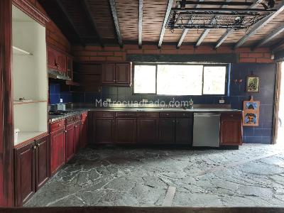Casa de 2 alcobas en arriendo en Las Palmas Envigado, Envigado, 230 m² · foto 4 de 20