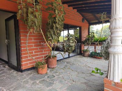 Casa de 2 alcobas en arriendo en Las Palmas Envigado, Envigado, 230 m² · foto 17 de 20