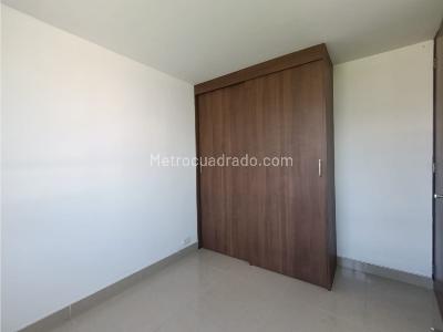 Apartamento de 3 alcobas en venta en Madera, Bello, 66 m² · foto 6 de 11
