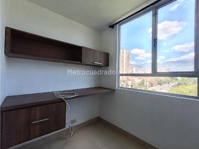 Apartamento de 3 alcobas en venta en Madera, Bello, 66 m² · foto 7 de 11