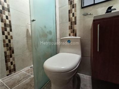 Apartamento de 3 alcobas en venta en Madera, Bello, 66 m² · foto 9 de 11