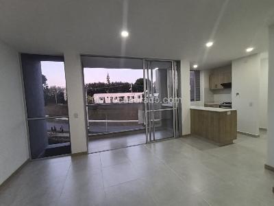 Apartamento de 3 alcobas en arriendo en Los Colegios, Rionegro, 71 m² · foto 2 de 15