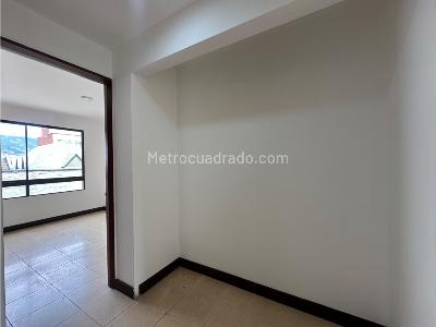 Apartamento en venta en Laureles, Medellín · foto 6 de 13