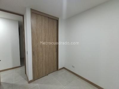 Apartamento de 3 alcobas en arriendo en Los Colegios, Rionegro, 79 m² · foto 7 de 13