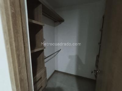 Apartamento de 3 alcobas en arriendo en Los Colegios, Rionegro, 79 m² · foto 13 de 13
