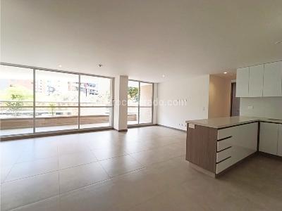 Apartamento de 3 alcobas en venta en Pontevedra, Envigado, 118 m² · foto 2 de 20