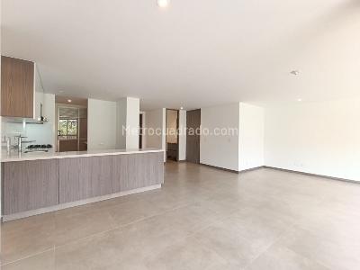 Apartamento de 3 alcobas en venta en Pontevedra, Envigado, 118 m² · foto 5 de 20
