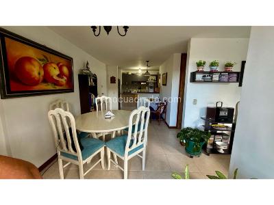 Apartamento de 2 alcobas en venta en La Inmaculada, Envigado, 67 m² · foto 12 de 20