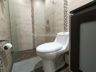 Apartamento de 3 alcobas en arriendo en San Diego, Medellín, 74 m² · foto 10 de 12