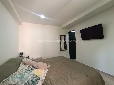 Apartamento de 3 alcobas en arriendo en San Diego, Medellín, 74 m² · foto 9 de 12