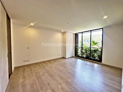 Apartamento en venta en Altos Del Poblado, Medellín · foto 5 de 12