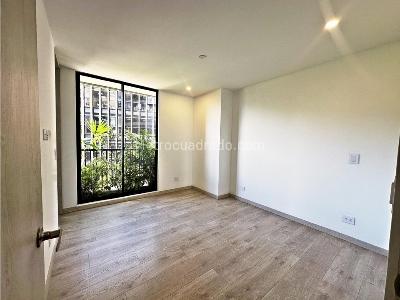 Apartamento en venta en Altos Del Poblado, Medellín · foto 7 de 12
