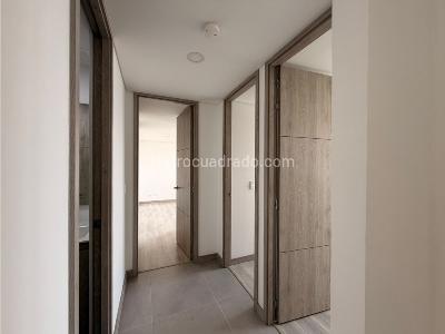 Apartamento de 3 alcobas en venta en El Chingui, Envigado, 86 m² · foto 10 de 20